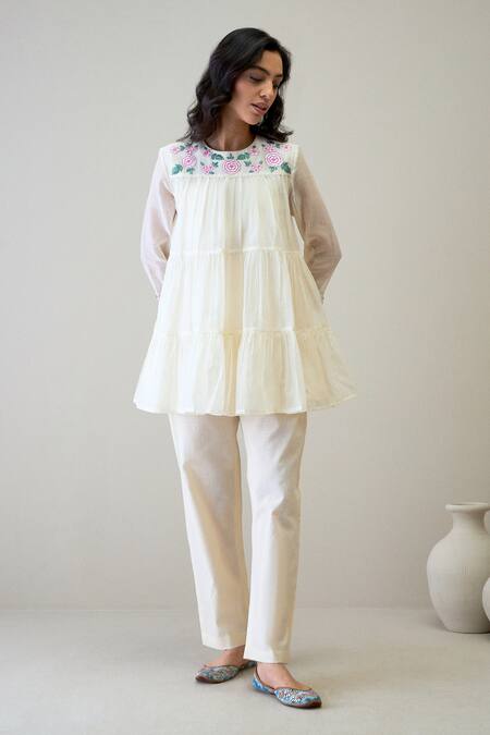 Roohbyridhimaa Ivory Silk, Chanderi Embroidery Round Neck Jaya Short Tiered Kurta With Pant Online at Aza Fashions Roohbyridhimaa_Ivory Silk, Chanderi Embroidery Round Neck Jaya Short Tiered Kurta With Pant _Online_at_Aza_Fashions