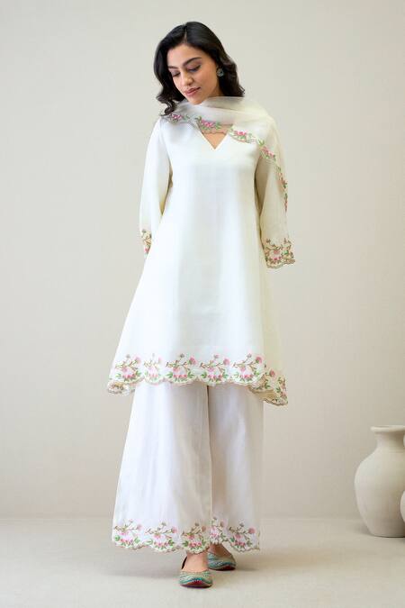 Shop_Roohbyridhimaa_White Silk Organza, Cotton Embroidery V-neck Junnon Floral Kurta Pant Set _Online_at_Aza_Fashions