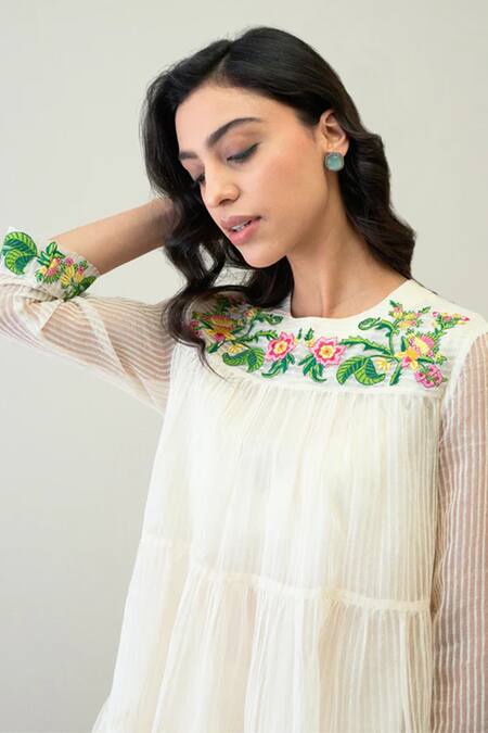Buy Roohbyridhimaa Ivory Handloom Cotton, Silk Organza Embroidery Round Mira Short Kurta With Pant Online at Aza Fashions Buy_Roohbyridhimaa_Ivory Handloom Cotton, Silk Organza Embroidery Round Mira Short Kurta With Pant _Online_at_Aza_Fashions