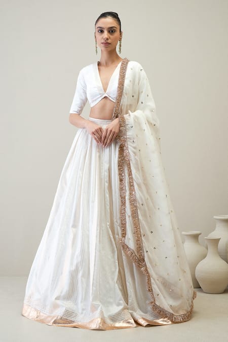 RoohbyRidhimaa White Chanderi Embroidered Gota Plunge-v Shwet Lehenga Set 