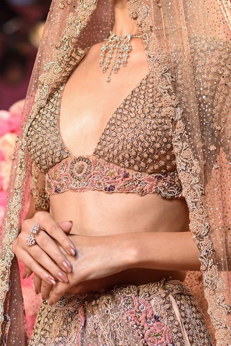Dolly J Rose Gold Tulle Pearls, Beads Plunge Neck Fleur Floral And Work Lehenga Set Online at Aza Fashions Dolly J_Rose Gold Tulle Pearls, Beads Plunge Neck Fleur Floral And Work Lehenga Set _Online_at_Aza_Fashions