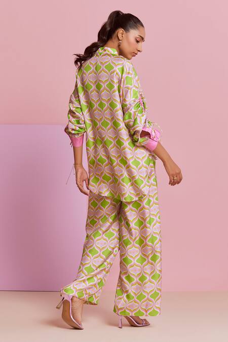 Shop_Noib_Green Silk Printed Hourglass Thais Pant _at_Aza_Fashions
