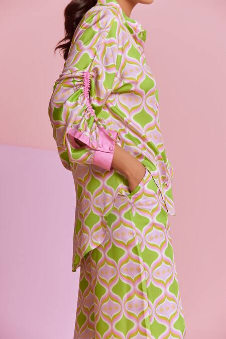 Shop_Noib_Green Silk Printed Hourglass Thais Pant _Online_at_Aza_Fashions