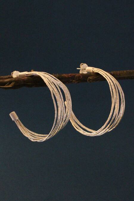 Buy_Heena Mittal_Gold Plated Glitter Wired Hoops 