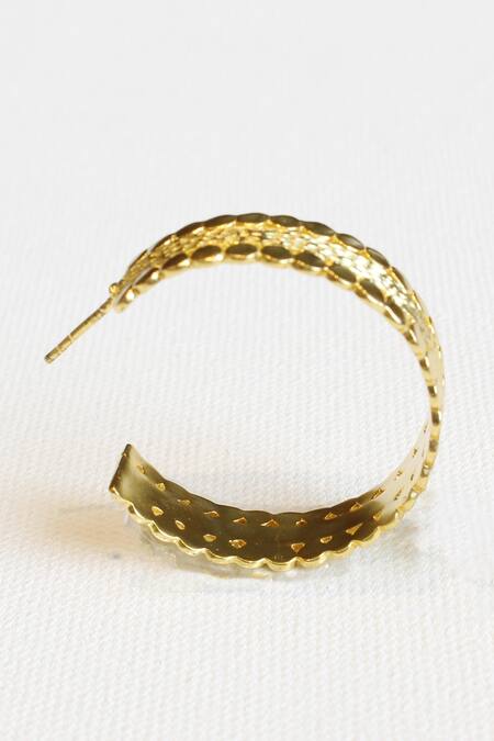 Buy Heena Mittal Gold Plated Cut Work Suni Textured Hoops Buy_Heena Mittal_Gold Plated Cut Work Suni Textured Hoops