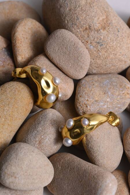 Buy_Heena Mittal_Gold Plated Pearls Gul Accented Studs _Online_at_Aza_Fashions