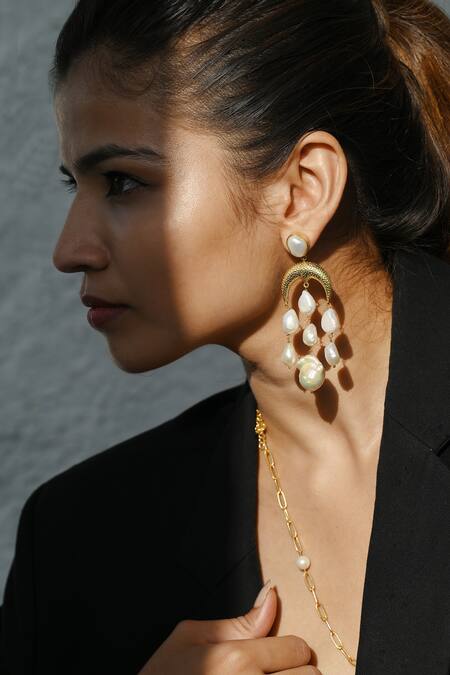 Heena Mittal Gold Plated Pearls Maffei Drop Earrings Online at Aza Fashions Heena Mittal_Gold Plated Pearls Maffei Drop Earrings _Online_at_Aza_Fashions