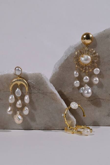 Buy_Heena Mittal_Gold Plated Pearls Maffei Drop Earrings _Online_at_Aza_Fashions