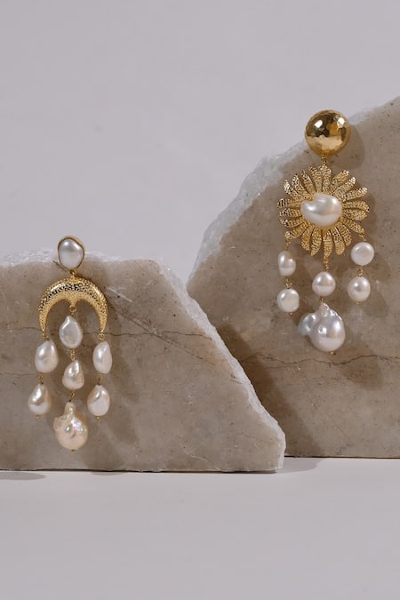 Buy_Heena Mittal_Gold Plated Pearls Cygnus Floral Dangler Earrings _Online_at_Aza_Fashions