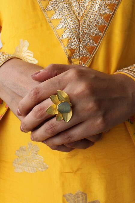 Shop_Heena Mittal_Gold Plated Stones Petal Carved Ring _Online_at_Aza_Fashions