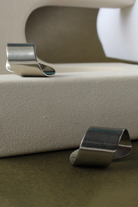 Heena Mittal_Silver Plated Deneb Glint Studs _at_Aza_Fashions