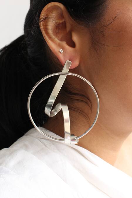 Shop_Heena Mittal_Silver Plated Sirius Rippling Pattern Hoops _Online_at_Aza_Fashions