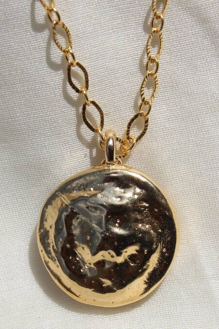 Shop_Heena Mittal_Gold Plated Lune Soleil Pearl Pendant Necklace Set _Online_at_Aza_Fashions