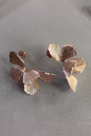 Shop_Heena Mittal_Gold Plated Textured Petal Stud Earrings _Online_at_Aza_Fashions