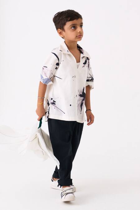 Shop Three White Handloom Cotton Printed Floral Hand Woven Shirt With Pant Online at Aza Fashions Shop_Three_White Handloom Cotton Printed Floral Hand Woven Shirt With Pant _Online_at_Aza_Fashions