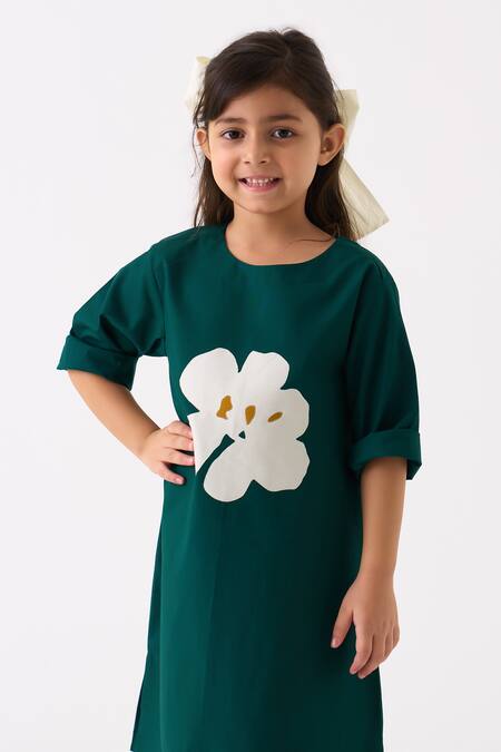 Buy Three Green Poplin Applique Floral Work Dress Online at Aza Fashions Buy_Three_Green Poplin Applique Floral Work Dress _Online_at_Aza_Fashions