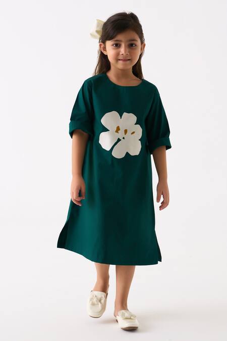 Three Green Poplin Applique Floral Work Dress at Aza Fashions Three_Green Poplin Applique Floral Work Dress _at_Aza_Fashions