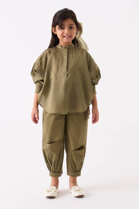 THREE_Green Chanderi Pintuck Detail Top _Online_at_Aza_Fashions