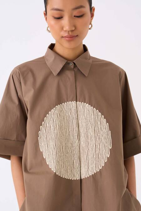 Shop Three Grey Poplin Collared Circular Motif Shirt Online at Aza Fashions Shop_Three_Grey Poplin Collared Circular Motif Shirt _Online_at_Aza_Fashions