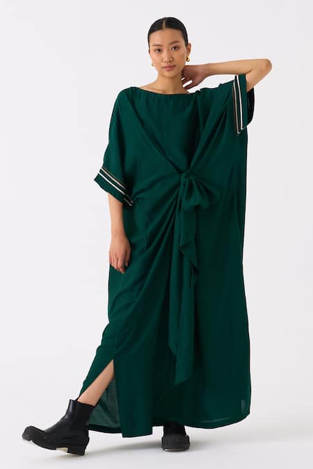 Buy Three Green Bemberg Applique Striped Leaf Neck Sleeves Front Tie Up Kaftan Online at Aza Fashions Buy_Three_Green Bemberg Applique Striped Leaf Neck Sleeves Front Tie Up Kaftan _Online_at_Aza_Fashions
