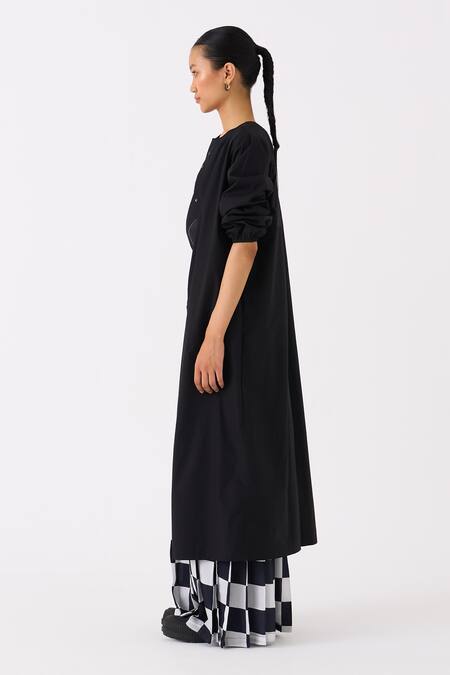 Shop Three Black Poplin Round Neck Back Yoke Jacket Online at Aza Fashions Shop_Three_Black Poplin Round Neck Back Yoke Jacket _Online_at_Aza_Fashions