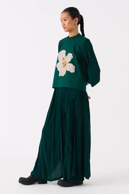 Shop_Three_Green Poplin Applique Floral Round Collar Contrast Top _at_Aza_Fashions