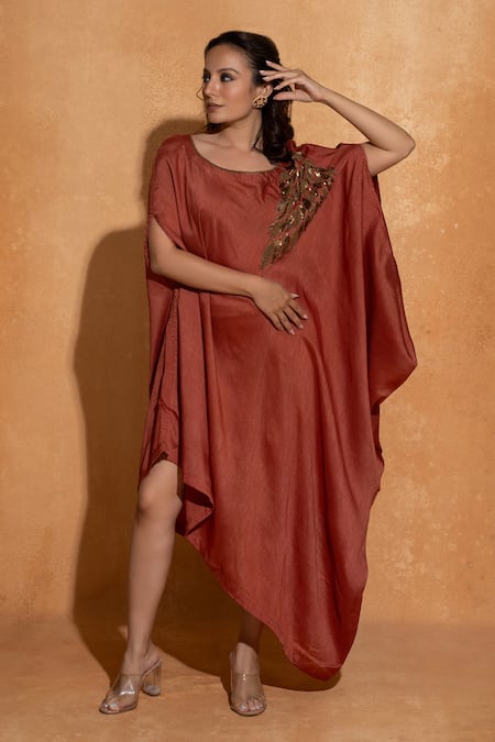 Shop World of Sugandh Peach Silk Sequins, Beads Round Neck Falling Leaves Embroidered Kaftan at Aza Fashions Shop_World of Sugandh_Peach Silk Sequins, Beads Round Neck Falling Leaves Embroidered Kaftan _at_Aza_Fashions