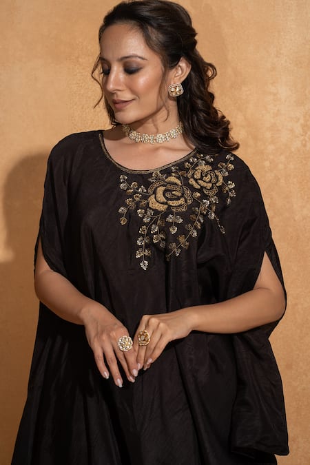 Buy_World of Sugandh_Black Silk Sequins, Beads Round Neck Rosette Bloom Embroidered Kaftan _Online_at_Aza_Fashions