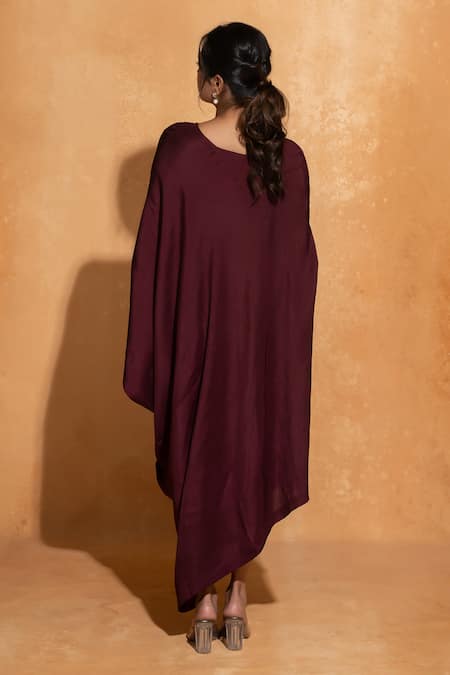 World of Sugandh Rosette Bloom Embroidered Kaftan 