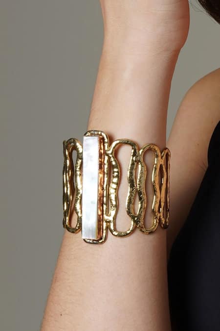 Queens Jewels Broad Shell Pearl Embellished Handcuff 