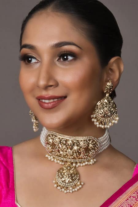 Queens Jewels Pearl Studded Jadau Choker Set 