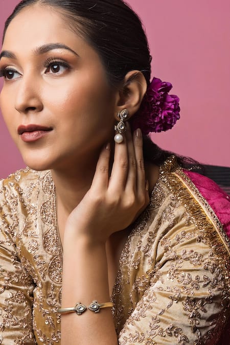 Queens Jewels Victorian Floral Bud Earrings & Bracelet Set 