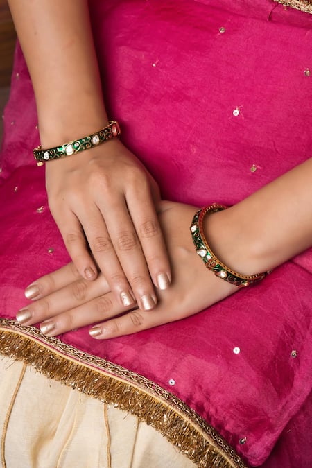 Queens Jewels Green Stone Enchanting Studded Meenakari Bangle-single Pc 