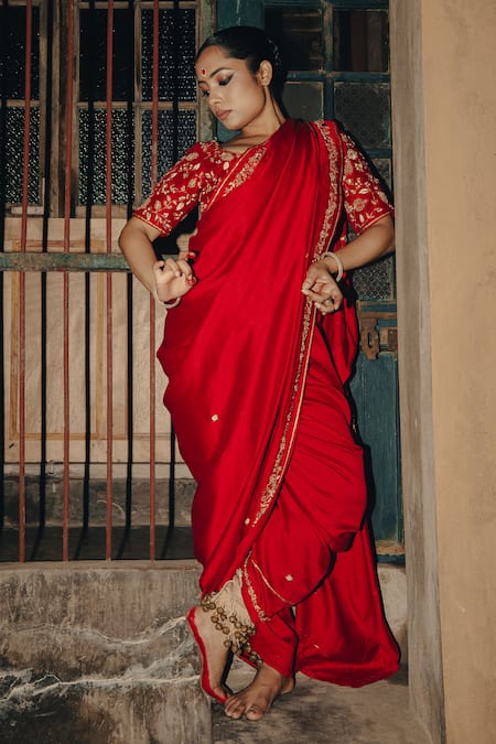 Label Earthen Red Chinniya Raw Embroidery Zardozi Amoha Border Saree 