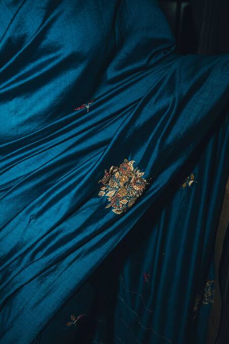 Label Earthen_Blue Silk Embroidery Srisa Floral Motif Saree _Online_at_Aza_Fashions