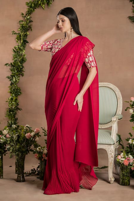 Preeti Mehta_Red Georgette, Polyester Pleated Pre-draped Saree With Collar Blouse _Online_at_Aza_Fashions