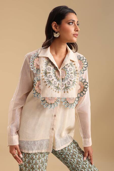Soup By Sougat Paul_Beige Handloom Cotton, Linen Embroidery, Earaya Applique Shirt And Pant Set _Online_at_Aza_Fashions
