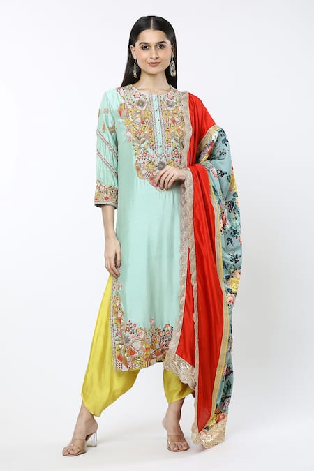 Debyani + Co Floral Jaal Embroidered Kurta Set 