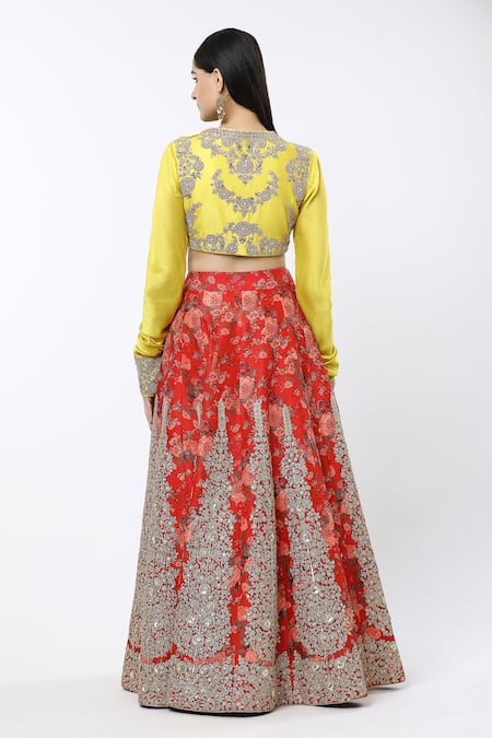 Shop Debyani + CO Red Organza, Silk Embroidery Round Neck Chota Gulab Lehenga Set at Aza Fashions Shop_Debyani + CO_Red Organza, Silk Embroidery Round Neck Chota Gulab Lehenga Set _at_Aza_Fashions