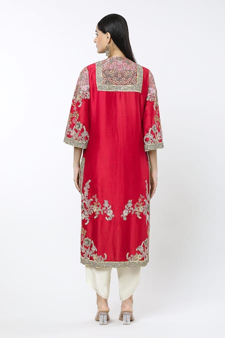 Shop Debyani + CO Red Embroidery Round Neck Floral Straight Kurta Set at Aza Fashions Shop_Debyani + CO_Red Embroidery Round Neck Floral Straight Kurta Set _at_Aza_Fashions