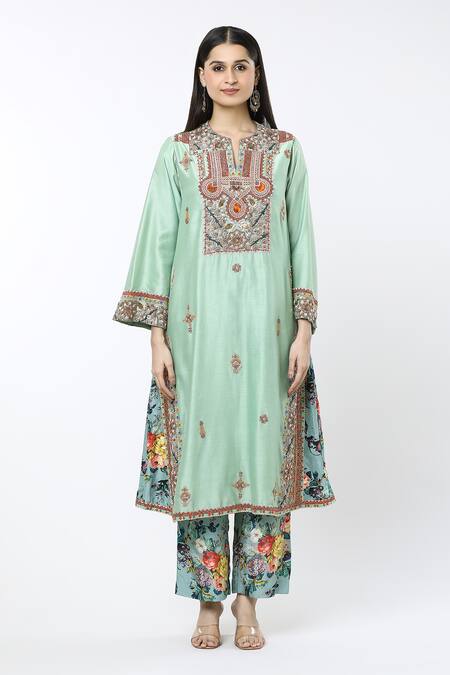 Debyani + CO Green Cotton, Polyester, Chiffon Embroidery Split Geometric Choga Kurta Set Online at Aza Fashions Debyani + CO_Green Cotton, Polyester, Chiffon Embroidery Split Geometric Choga Kurta Set _Online_at_Aza_Fashions