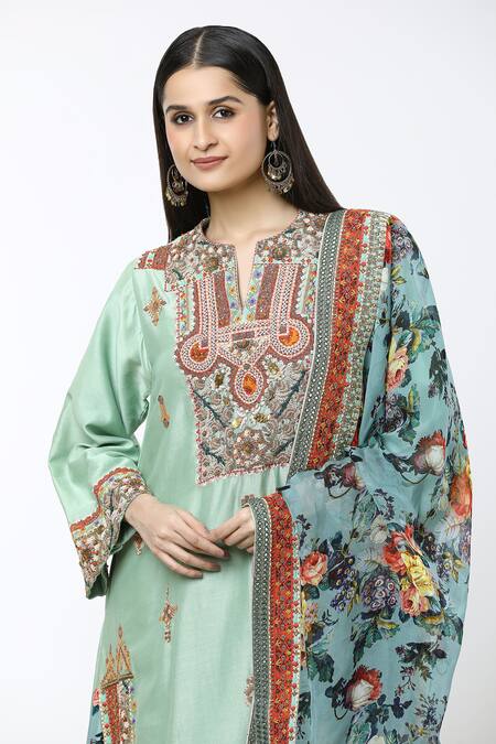 Shop Debyani + CO Green Cotton, Polyester, Chiffon Embroidery Split Geometric Choga Kurta Set Online at Aza Fashions Shop_Debyani + CO_Green Cotton, Polyester, Chiffon Embroidery Split Geometric Choga Kurta Set _Online_at_Aza_Fashions