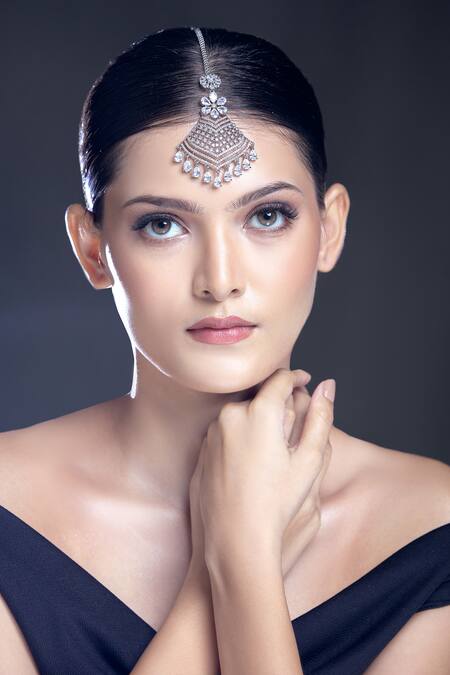 Moh-Maya By Disha Khatri_Silver Plated Flower Cutwork Maangtikka _at_Aza_Fashions