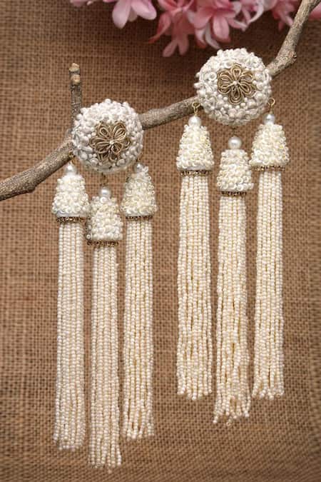 Shop_Bijoux By Priya Chandna_White Beads Floral Tassel Earrings _at_Aza_Fashions