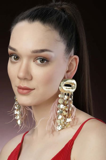 Buy_Bijoux By Priya Chandna_Gold Plated Pearls, Feathers Tassel Earrings _Online_at_Aza_Fashions