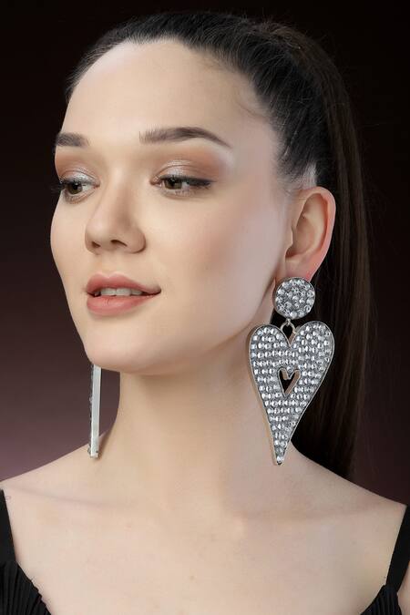 Bijoux By Priya Chandna_Silver Plated Crystals Heart Shaped Dangler Earrings _Online_at_Aza_Fashions