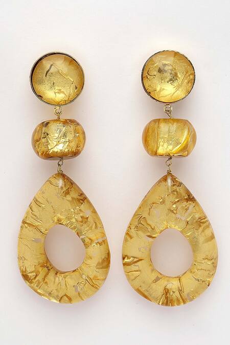 Buy_Bijoux By Priya Chandna_Gold Plated Beads Geometric Carved Drop Earrings 