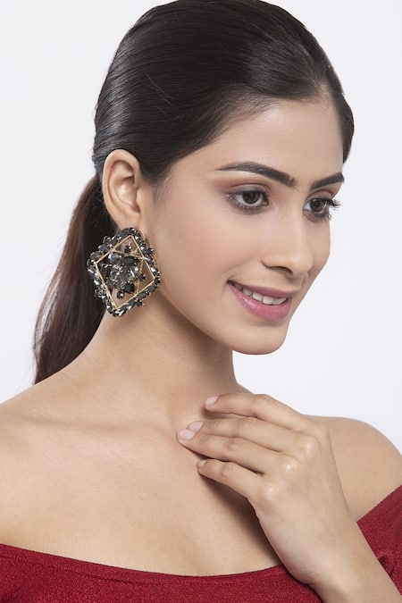 Bijoux By Priya Chandna Diamond Carved Studs 