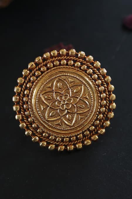 Do Taara Floral Carved Temple Ring 