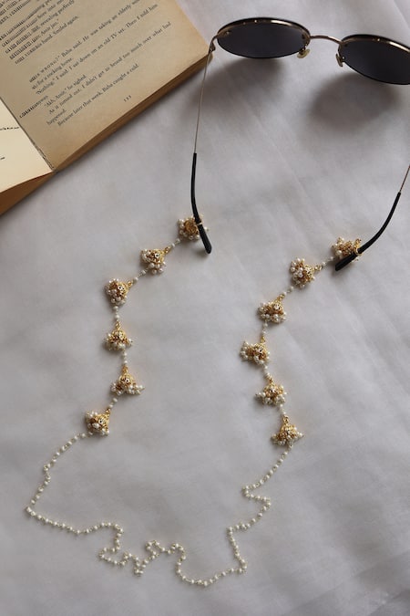 Do Taara Jhumka Pearl Embellished Eyewear Chain